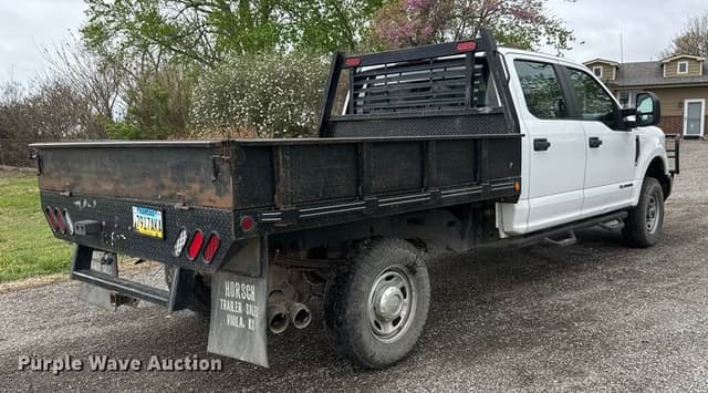 Image of Ford F-250 equipment image 4