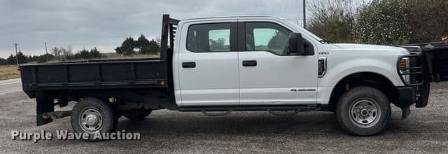 Image of Ford F-250 equipment image 3
