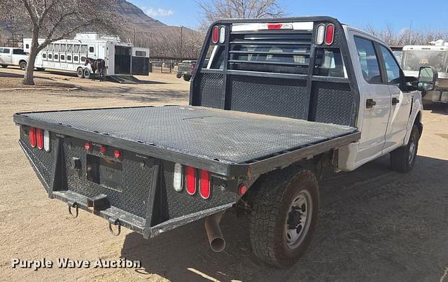 Image of Ford F-250 equipment image 4