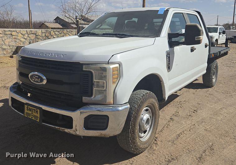 Image of Ford F-250 Primary image