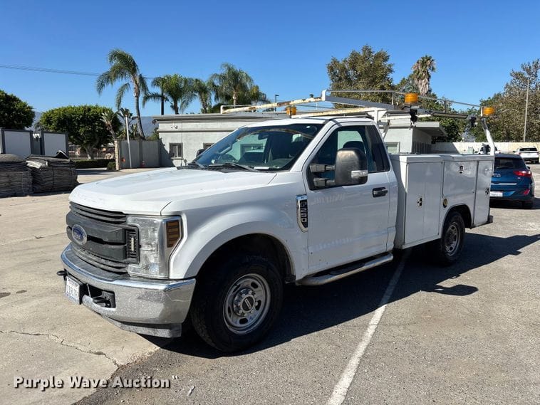 2018 Ford F-250 Equipment Image0