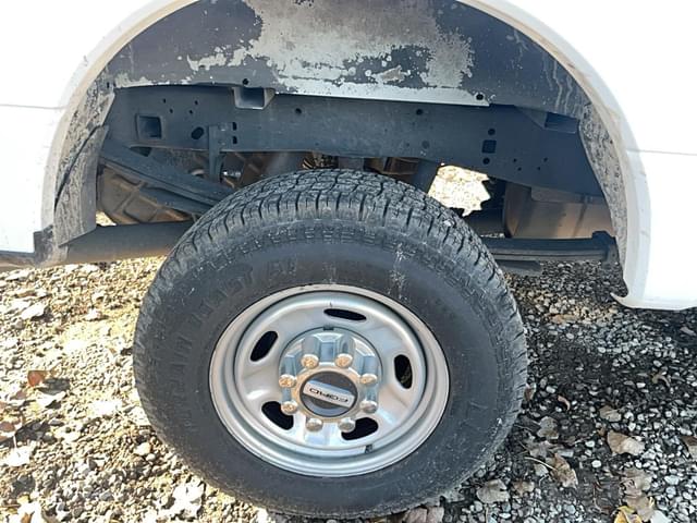Image of Ford F-250 equipment image 4