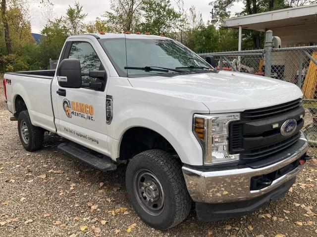 Image of Ford F-250 equipment image 1