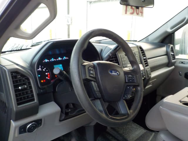 Image of Ford F-250 equipment image 4