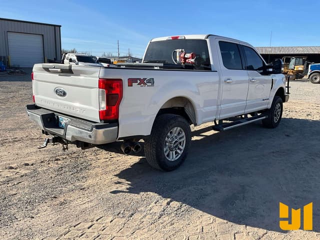 Image of Ford F-250 equipment image 4