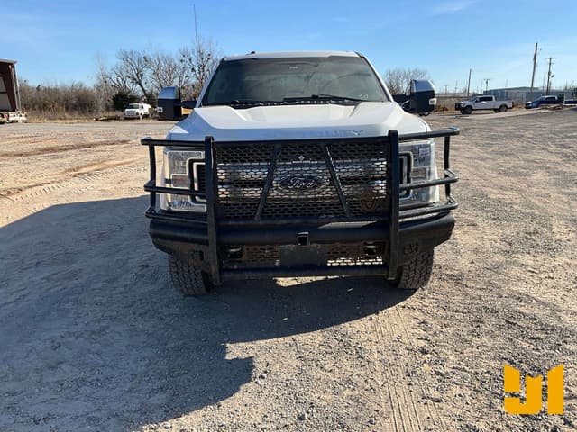 Image of Ford F-250 equipment image 1