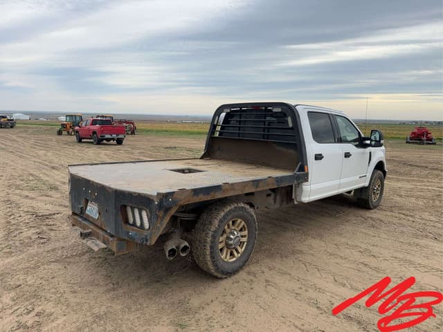 Image of Ford F-250 equipment image 4