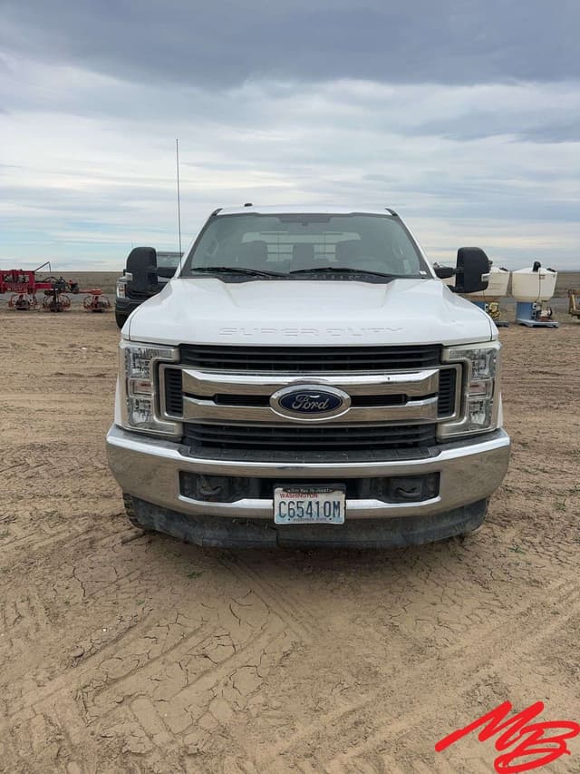 Image of Ford F-250 equipment image 1