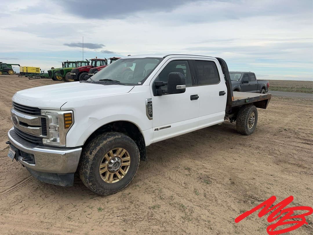 Image of Ford F-250 Primary image