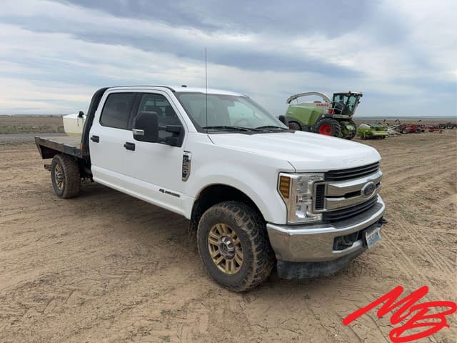 Image of Ford F-250 equipment image 2
