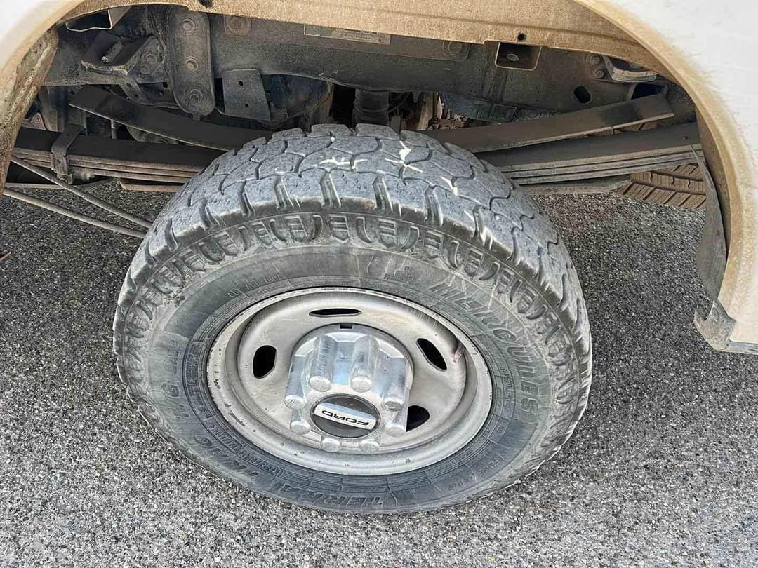 Image of Ford F-350 Image 1