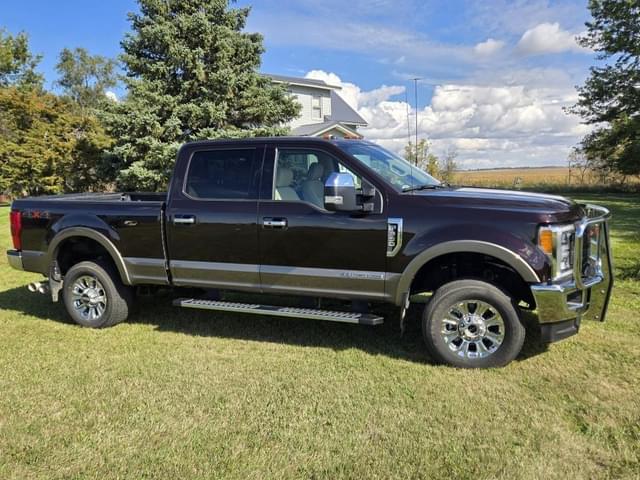 Image of Ford F-350 equipment image 1