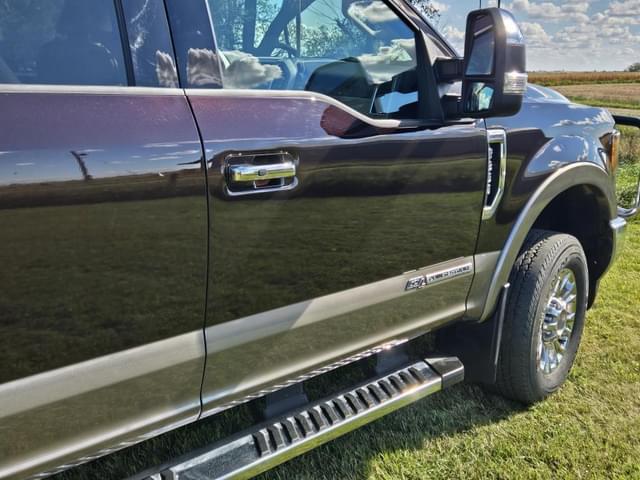 Image of Ford F-350 equipment image 4