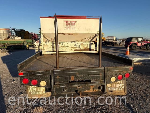 Image of Ford F-350 equipment image 1