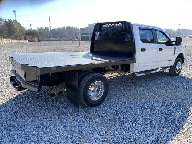 Image of Ford F-350 equipment image 2