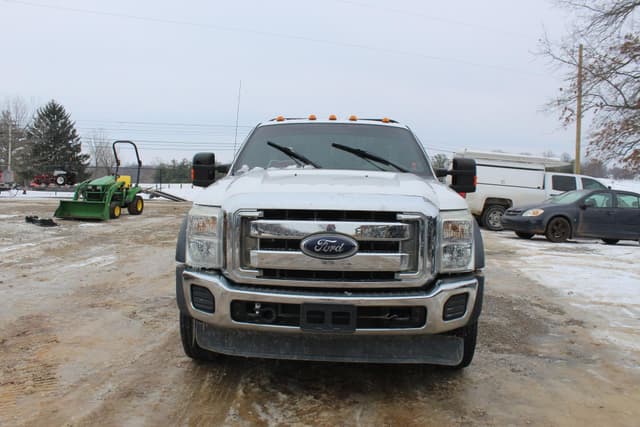 Image of Ford F-450 equipment image 1