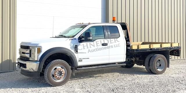 Image of Ford F-450 equipment image 1