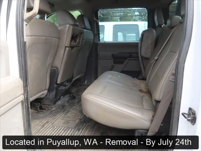 Image of Ford F-450 equipment image 3