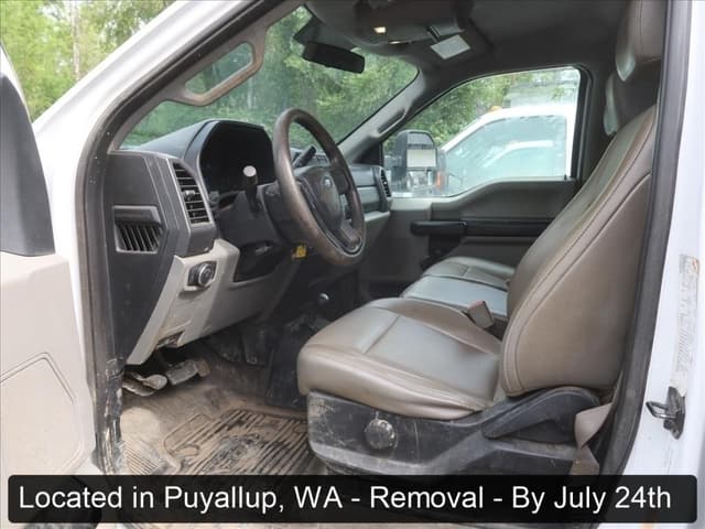 Image of Ford F-450 equipment image 2