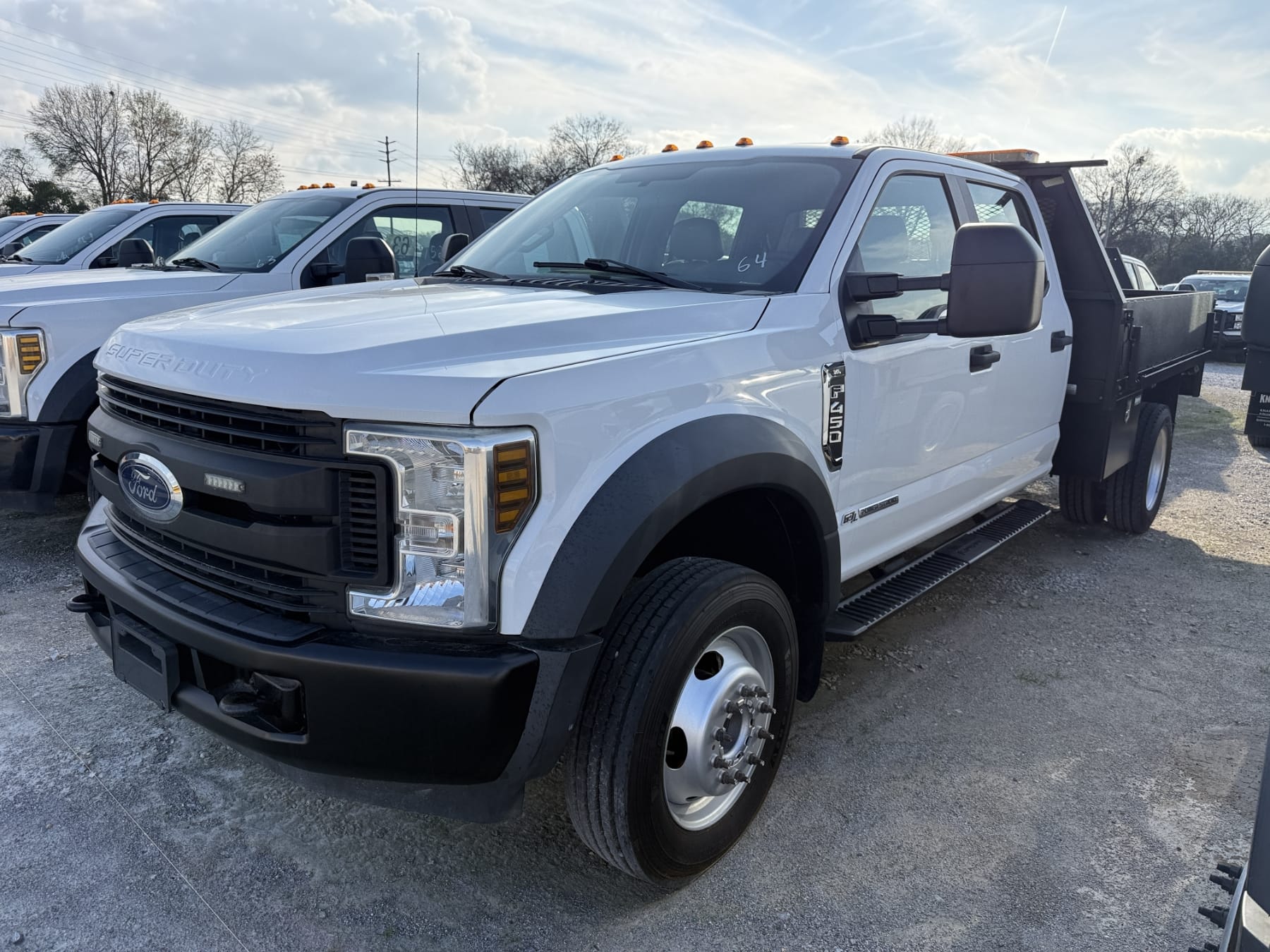 2018 Ford F-450 Equipment Image0