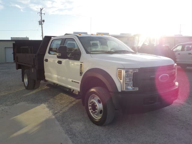 Image of Ford F-450 equipment image 1