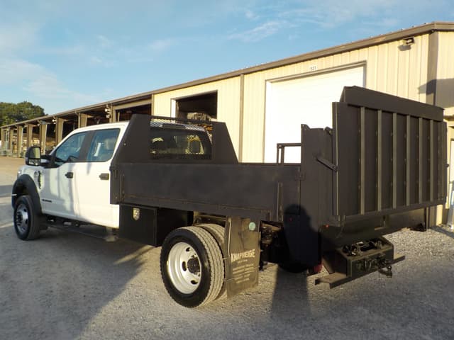 Image of Ford F-450 equipment image 3