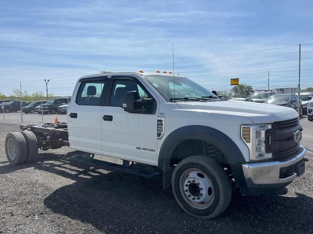 Image of Ford F-450 equipment image 4