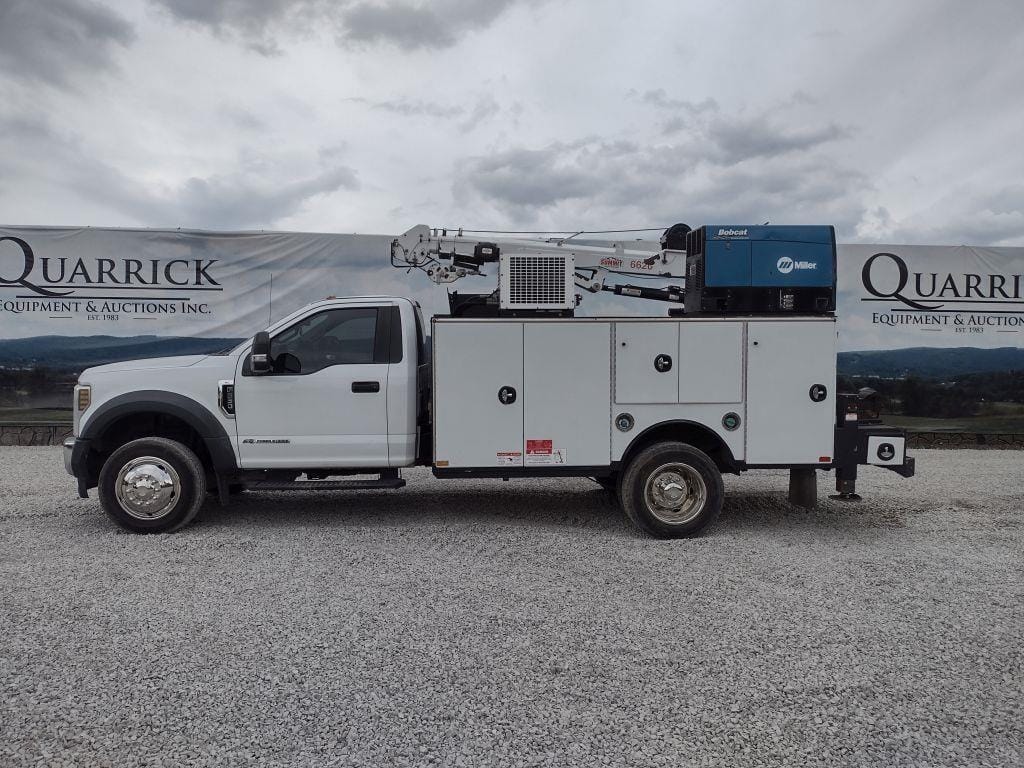 2018 Ford F-550 Equipment Image0