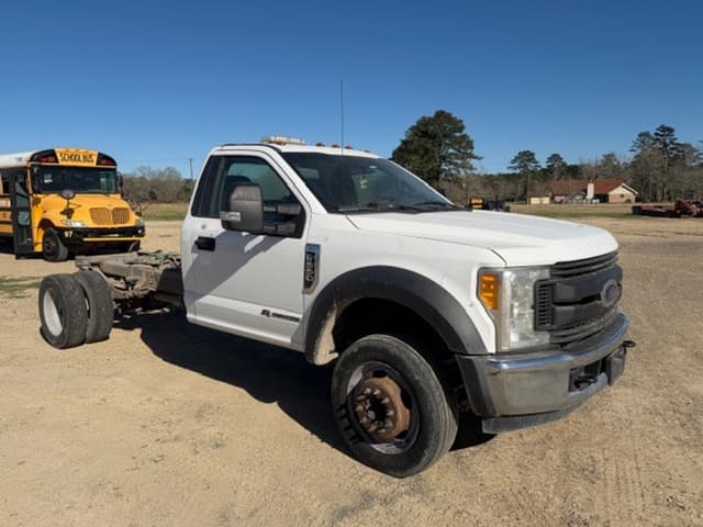 Image of Ford F-650 equipment image 1