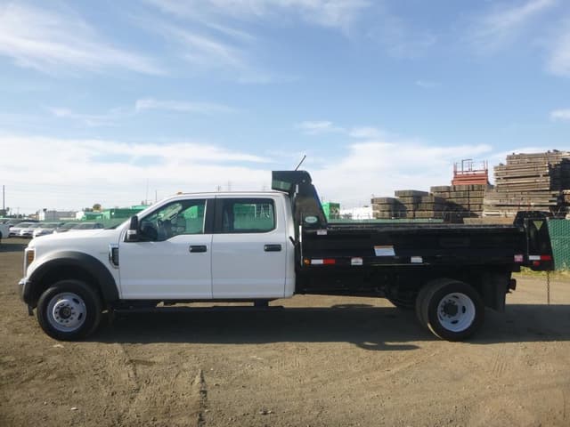 Image of Ford F-550 equipment image 4