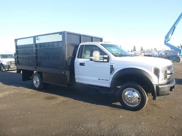 Image of Ford F-550 equipment image 1