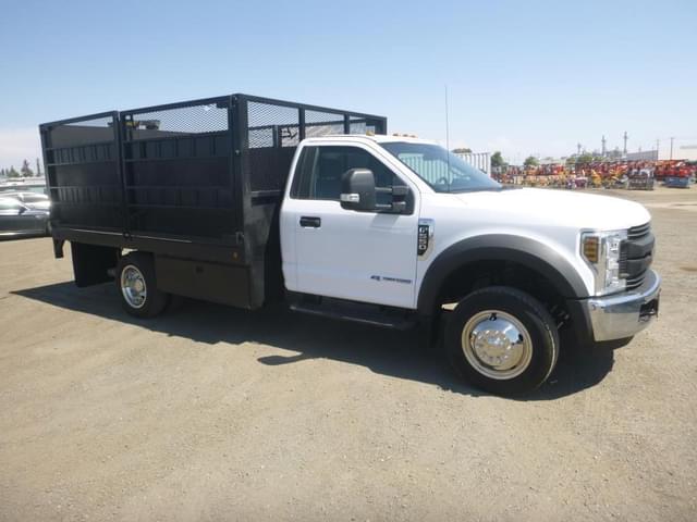 Image of Ford F-550 equipment image 1