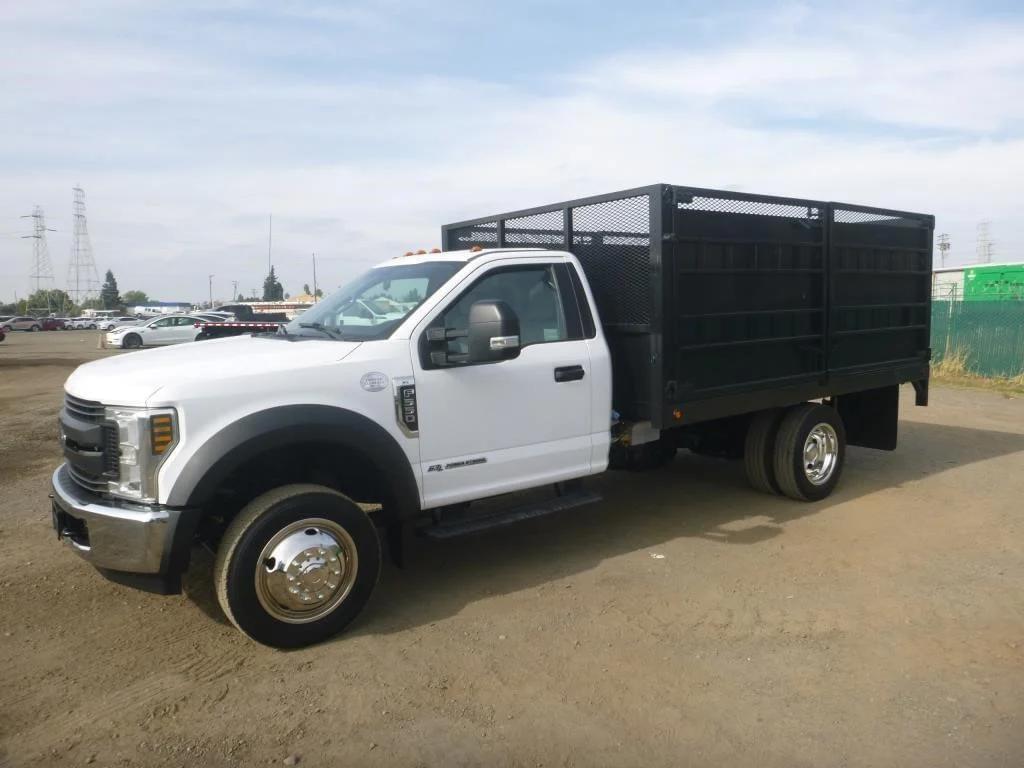 Image of Ford F-550 Primary image