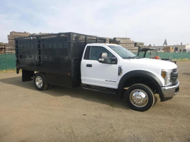 Image of Ford F-550 equipment image 1