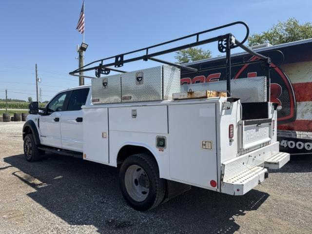 Image of Ford F-550 equipment image 1