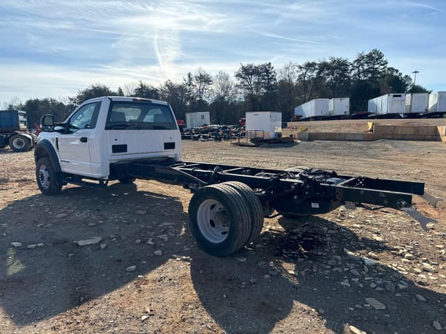 Image of Ford F-550 equipment image 4