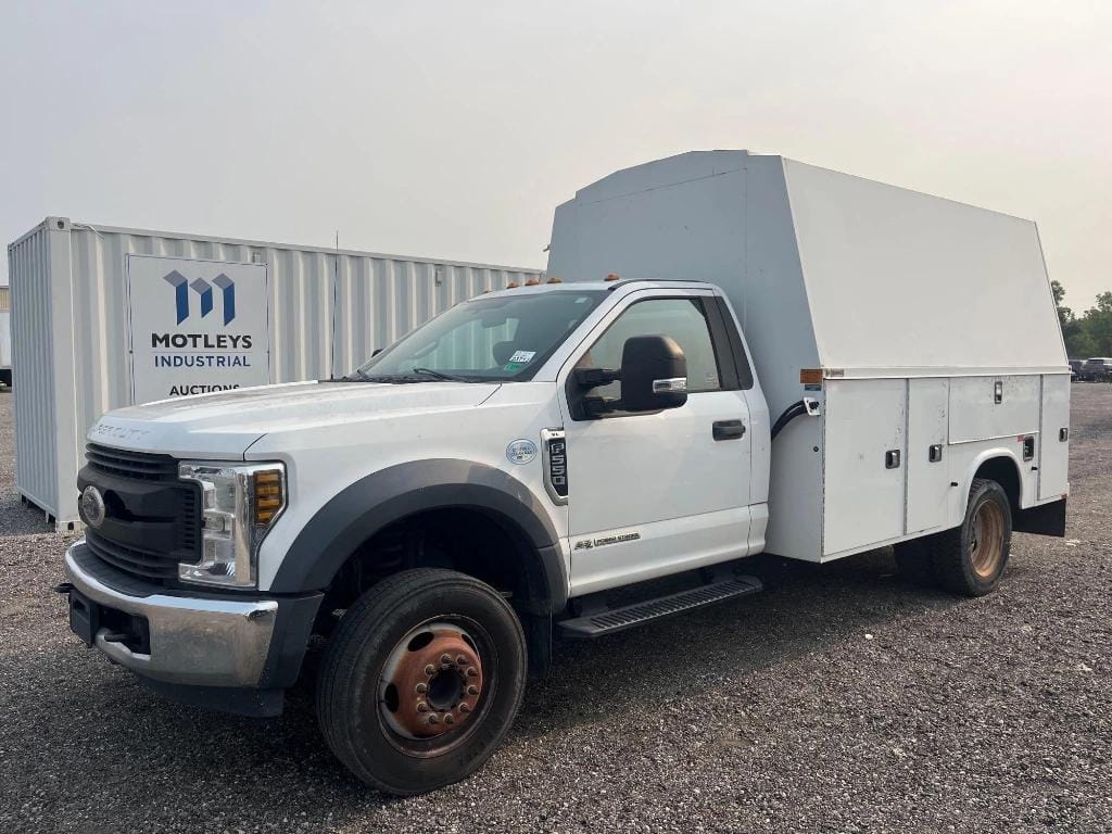 2018 Ford F-550XLSD Equipment Image0
