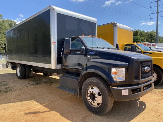 Image of Ford F-650 equipment image 3