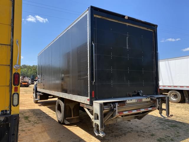Image of Ford F-650 equipment image 1