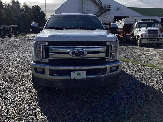 Image of Ford F-250 equipment image 1