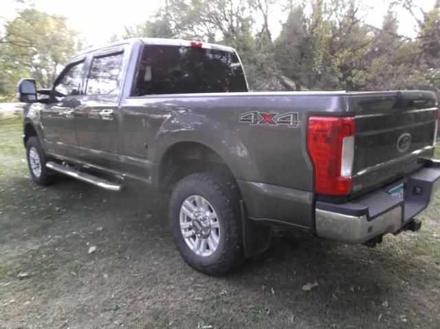 Image of Ford F-250 equipment image 3