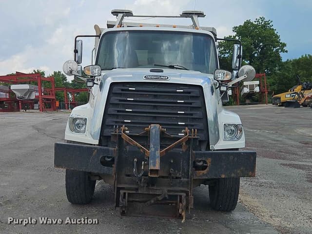Image of Freightliner 108SD equipment image 1