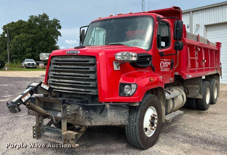 Image of Freightliner 108SD Primary image