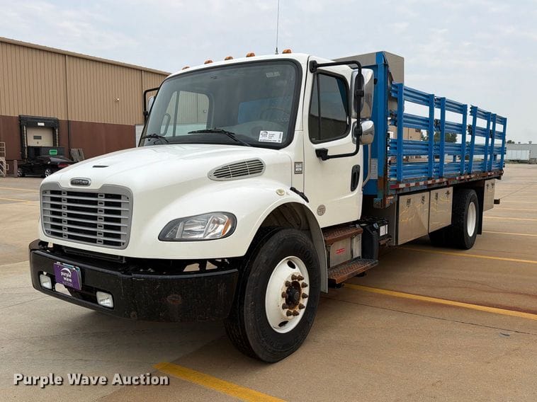 2018 Freightliner Business Class M2 Equipment Image0