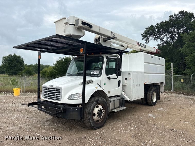 2017 Freightliner Business Class M2 Equipment Image0