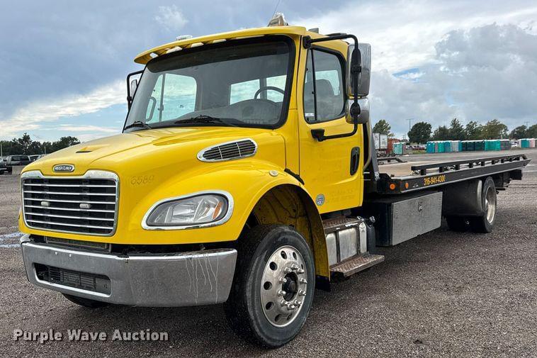 Image of Freightliner Business Class M2 Primary image
