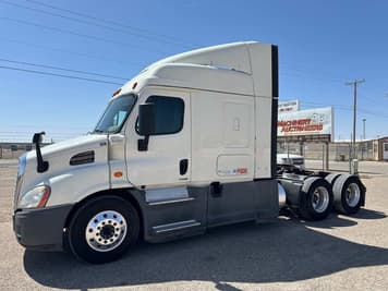 Main image Freightliner Cascadia 113