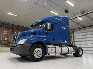2018 Freightliner Cascadia 113 Image