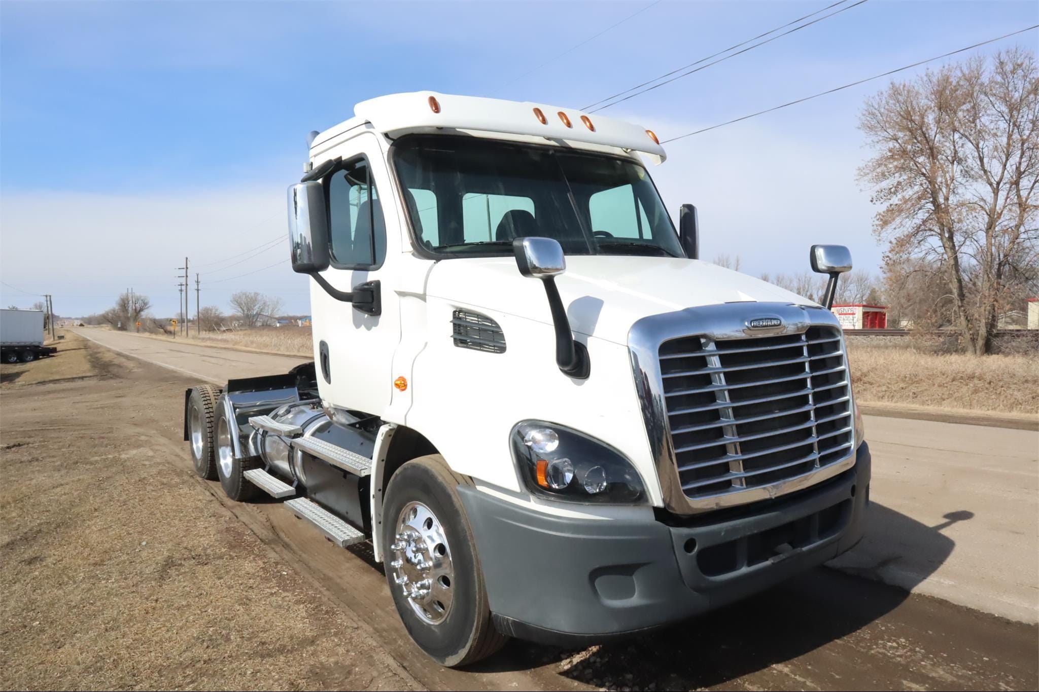 2018 Freightliner Cascadia 125 Equipment Image0