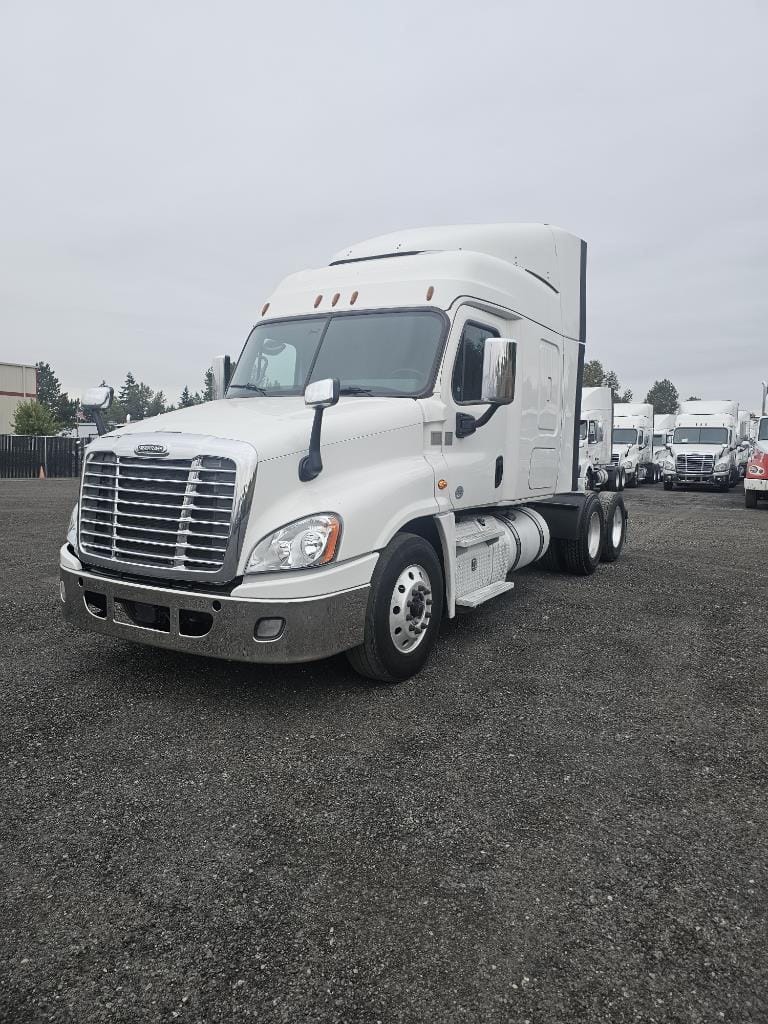 2018 Freightliner Cascadia 125 Equipment Image0